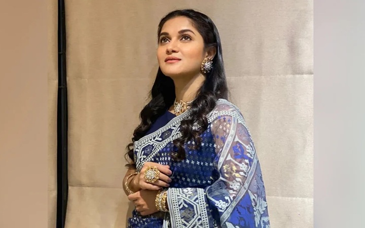 কলম্বিয়া বিশ্ববিদ্যালয়ে গবেষক হিসেবে যোগ দিয়েছেন, মিথিলা